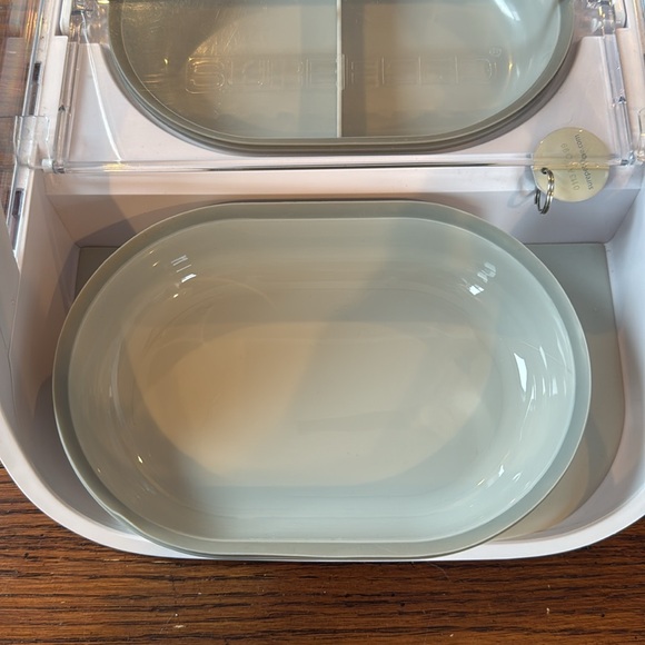 Surefeed Microchip cat or small dog feeder - Picture 4 of 4